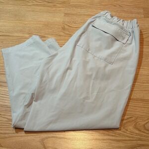 Under Armour XL Khaki Tan Loose Fit Elastic Waist Drawstring Athletic Capri